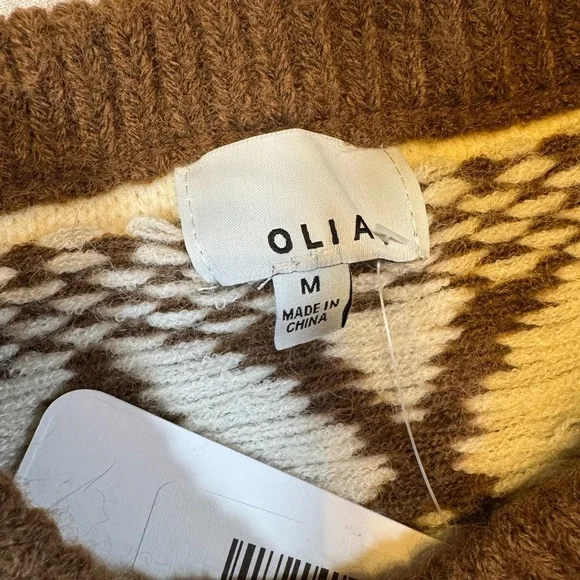 NWT Olio Women's Brown and Cream Patterned Sweater - Picture 4 of 9